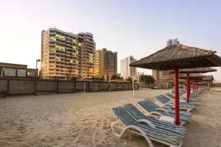 Ramada by Wyndham Beach Ajman - 14