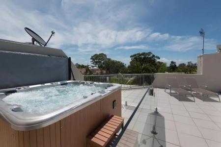 Noosa Tropicana - 153