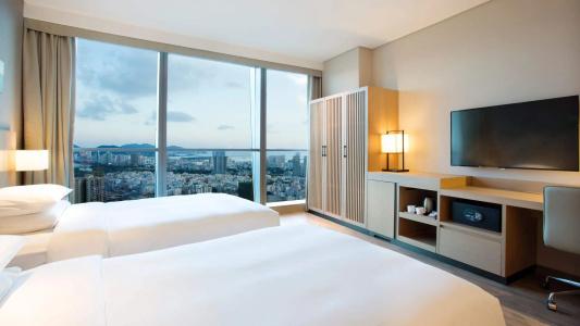 Hyatt Place Sanya City Center - 5
