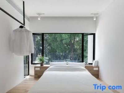 Lloyd's Inn (SG Clean, Staycation Approved) - 62