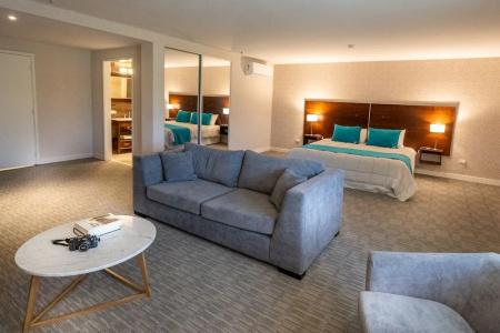 Howard Johnson Plaza & Convention Center Spa La Plata - 14