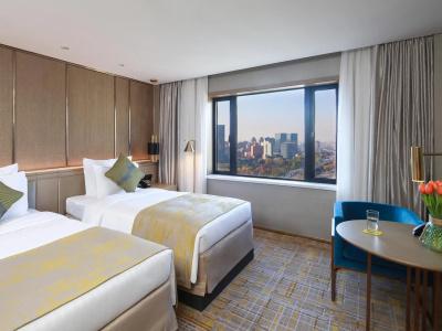 Golden Tulip Shanghai Rainbow - 5
