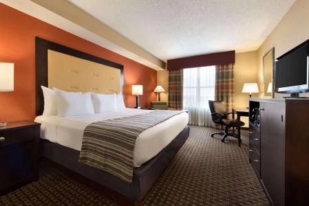 Country Inn & Suites by Radisson,, IN - 47