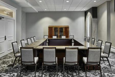 Le Pavillon New Orleans - 21