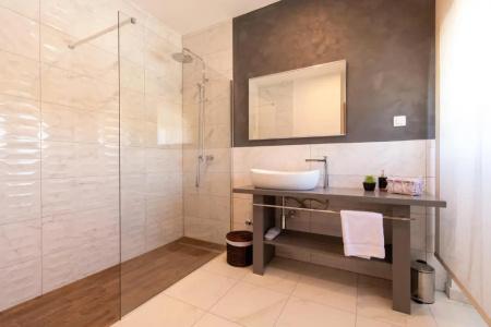 b&b Heritage Apolon - 30