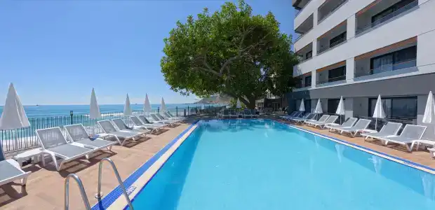 Floria Beach - 16