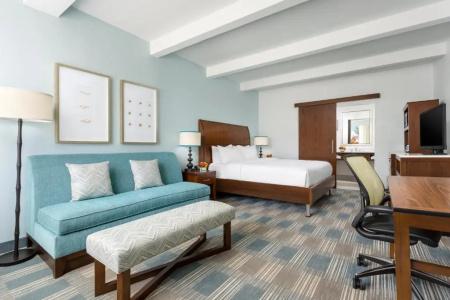 Hilton Garden Inn / The Keys Collection - 49