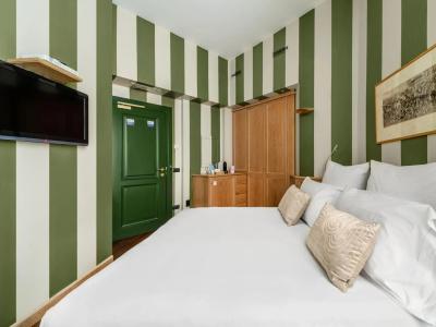 Camperio House Suites & - 17