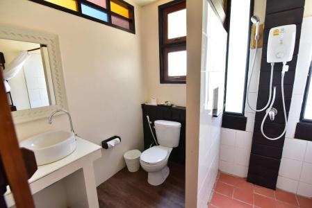 Koh Thanya - 62