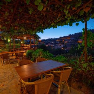 Cesmeli Konak Garden - 18