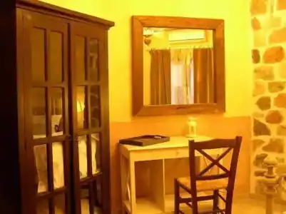 Mythos Guesthouse - 48