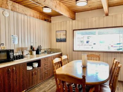 Breakers Boutique Inn - 53