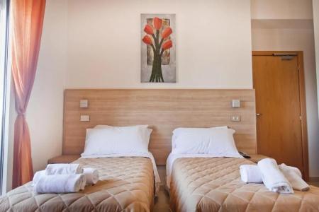 Costazzurra by Interlux - 24