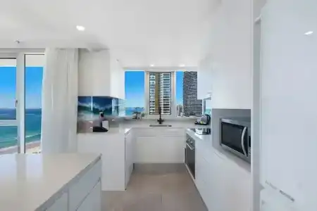 Ultiqa Beach Haven On Broadbeach - 98