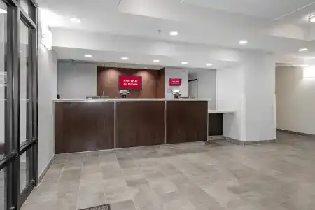 Red Roof Inn Plus+ – Southpoint - 2