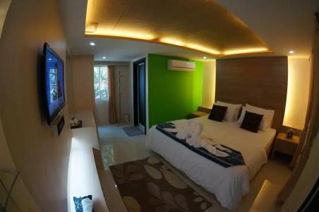 Tt Naiyang Beach Phuket - 22