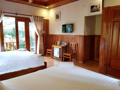 Free Beach Resort - 1