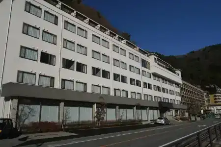 Tominoko - 34