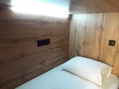 Full House & Capsule Hostel, Rivne - 49