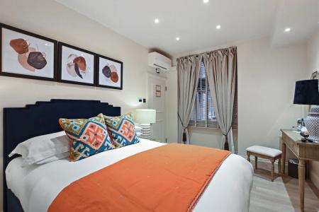Twenty Nevern Square - 100