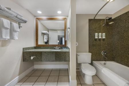 Best Western Pier Point Inn - 74