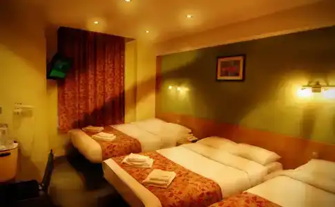 Westbury Kensington - 6
