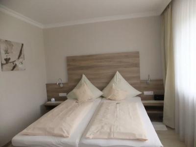 ApartChristine - 55