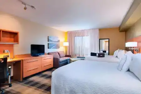 TownePlace Suites by Marriott - 30