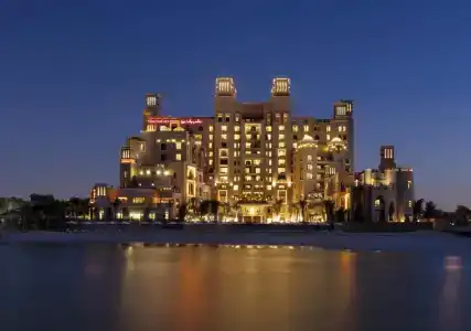 Sheraton Sharjah Beach Resort and Spa - 24