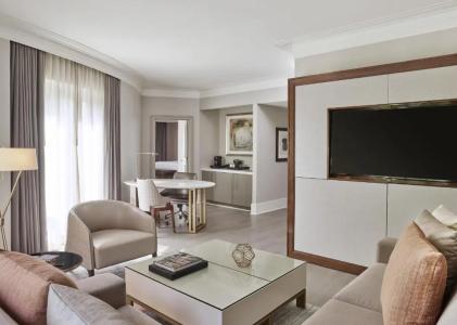 Crescent Court - 75