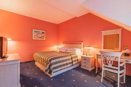 Ramada & Suites Kranjska Gora - 36