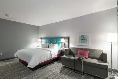Hampton Inn & Suites Dallas East - 58