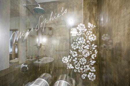 Sophie's Hostel - 32