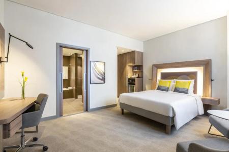 Novotel Bur Dubai - Healthcare City - 12