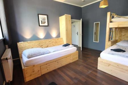 Blue Doors Hostel Ktv - 48
