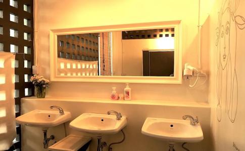 Lyn's Home Boutique Hostel - 7