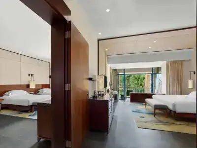 Hilton Sanya Yalong Bay Resort & Spa - 7