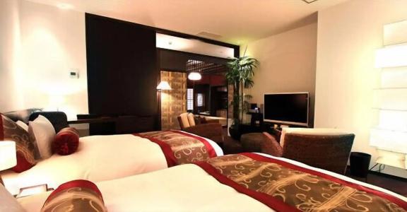 Kizashi The Suite - 23