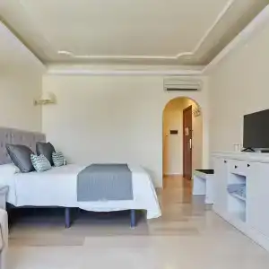 Grand Palladium Santa Eulalia del Río - 35