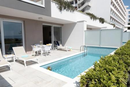 Romana Beach Resort - 34
