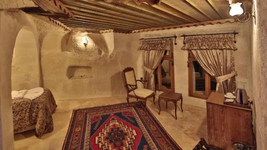 Phocas Cave Suites - 81