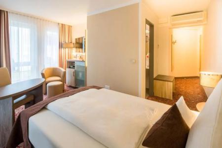 Best Western Plus ParkErding - 36