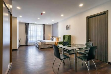 Emerald Central - 120