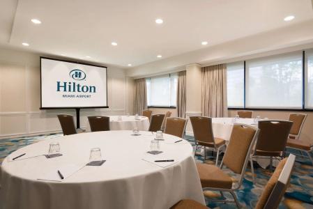 Hilton Miami Airport Blue Lagoon - 19