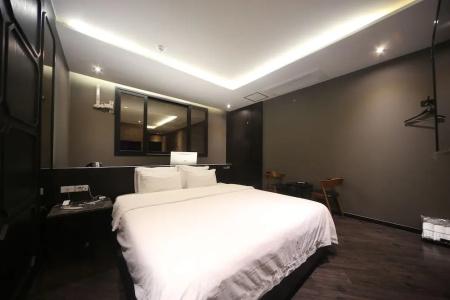 Beomil Brown Dot - 141