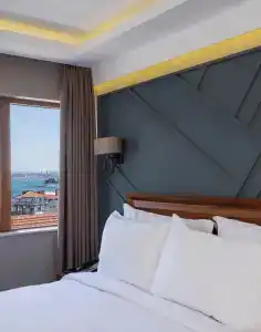 Azzap Galata - 45
