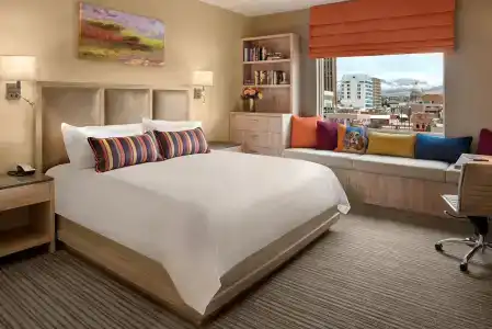 Inn at 500 Capitol - 3