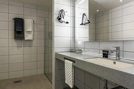 Clarion Collection Victoria - 54