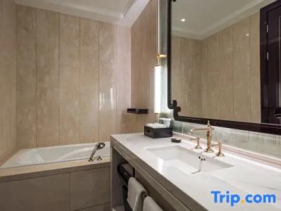 Zhejiang Xizi - 182