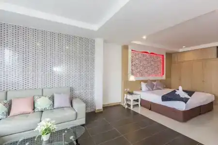 Triple Three Patong - 53